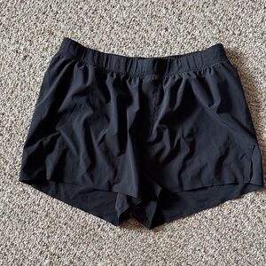 Men’s Ten Thousand Distance Black Shorts